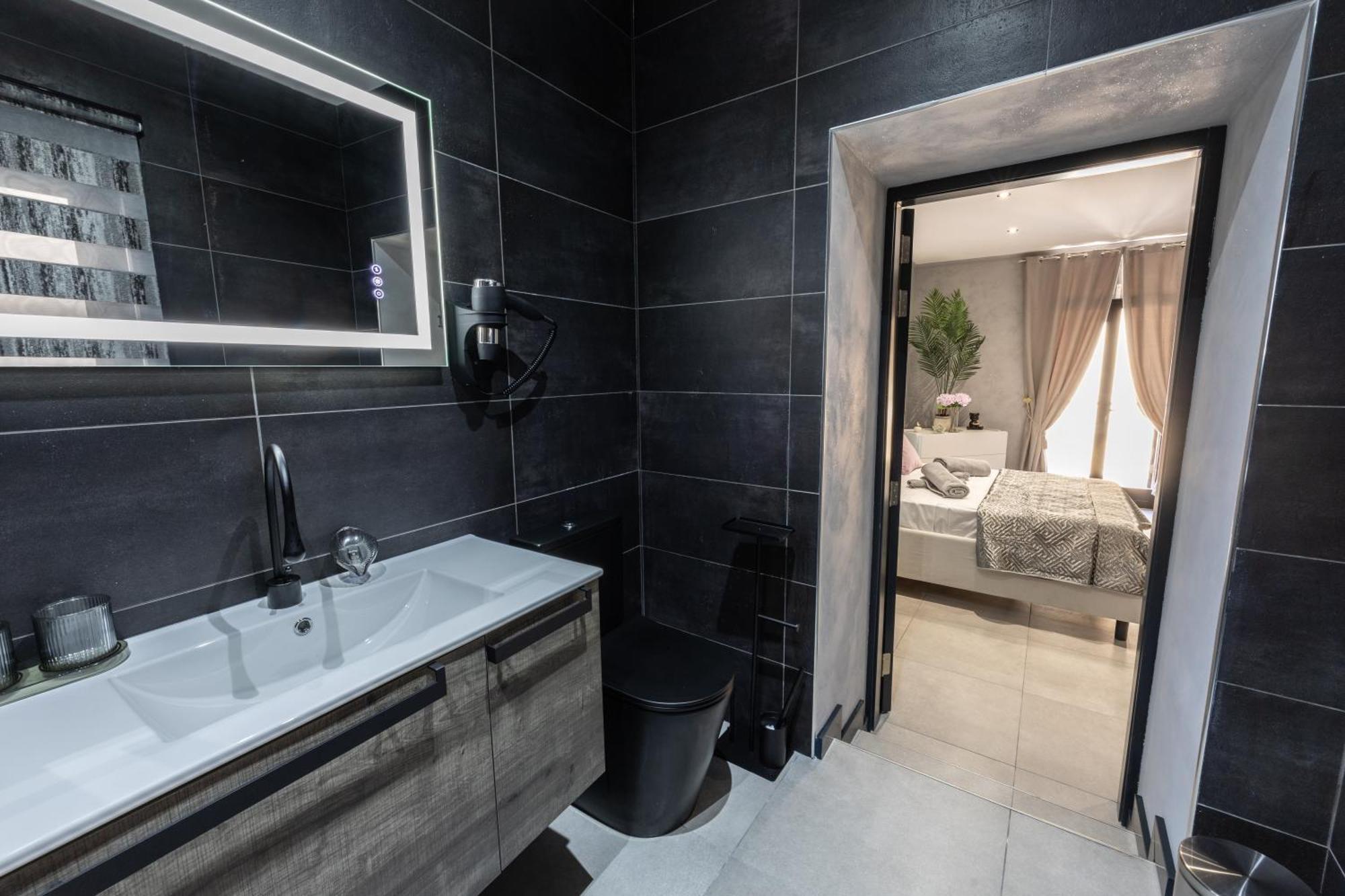 Matilde Valletta Suites Luaran gambar