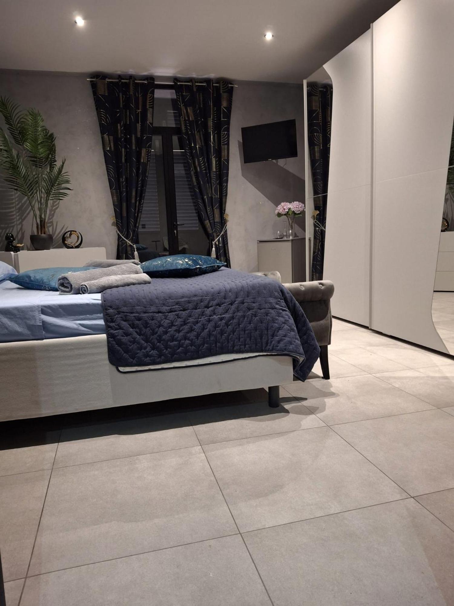 Matilde Valletta Suites Luaran gambar