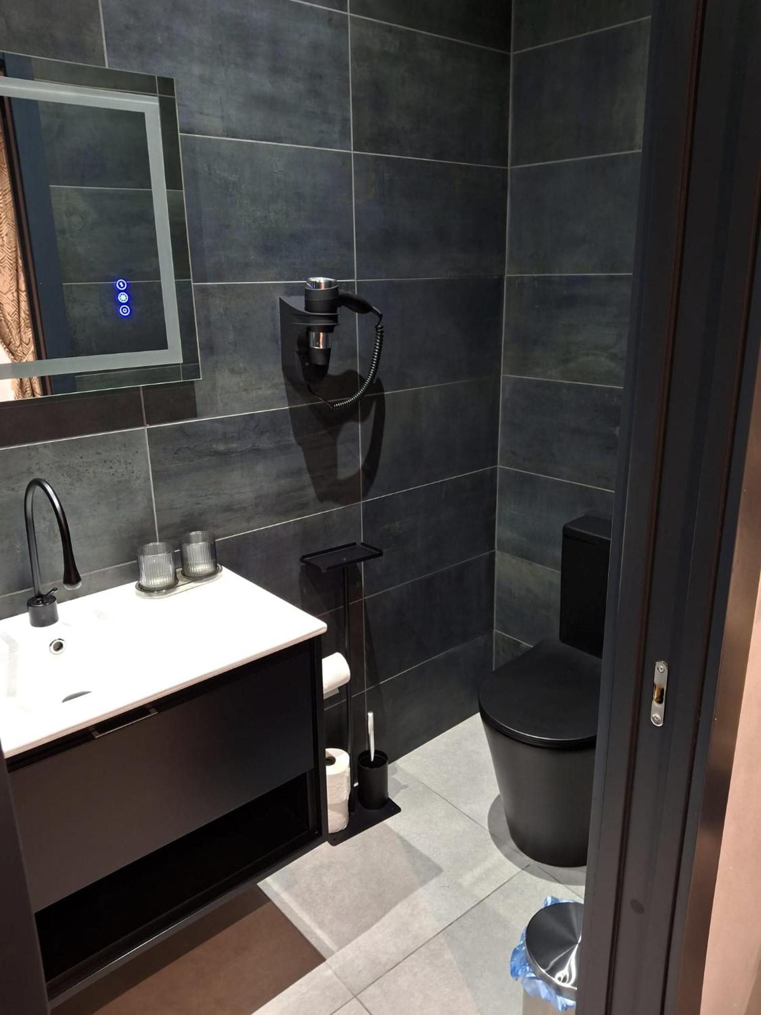 Matilde Valletta Suites Luaran gambar