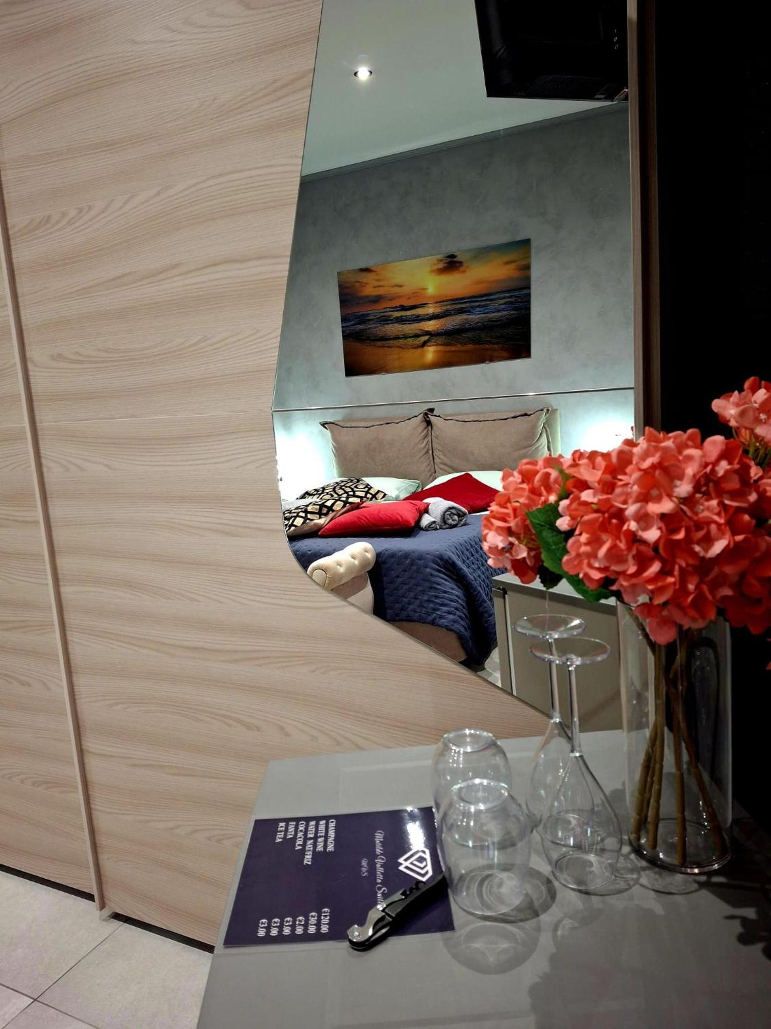 Matilde Valletta Suites Luaran gambar